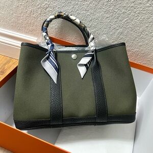 Never worn Hermes garden party 30 canvas+leather, with Hermes Twilly as a gift